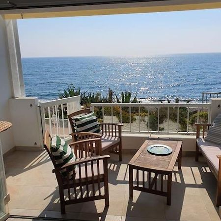 Front Mer - Sublime Appartement Moderne Et Confortable 에스테포나 외부 사진