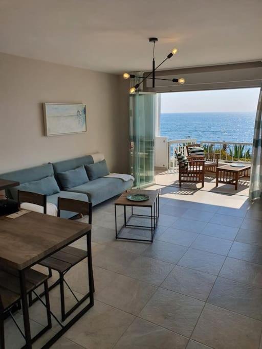 Front Mer - Sublime Appartement Moderne Et Confortable 에스테포나 외부 사진