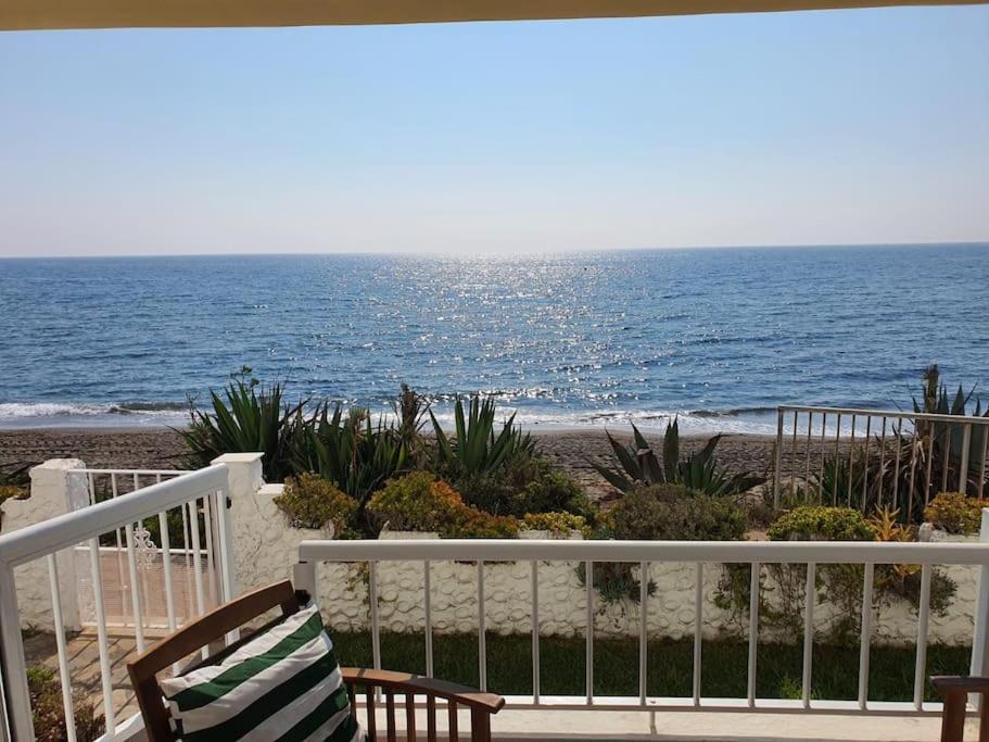 Front Mer - Sublime Appartement Moderne Et Confortable 에스테포나 외부 사진