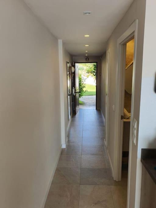 Front Mer - Sublime Appartement Moderne Et Confortable 에스테포나 외부 사진
