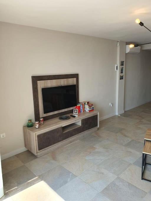 Front Mer - Sublime Appartement Moderne Et Confortable 에스테포나 외부 사진